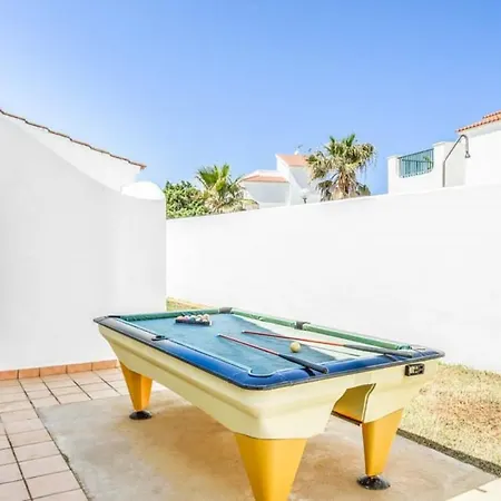 Sofia Villa Cala en Forcat